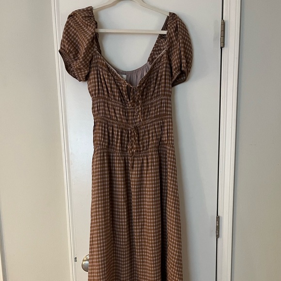 Reformation Rhett Dress - Picture 7 of 9